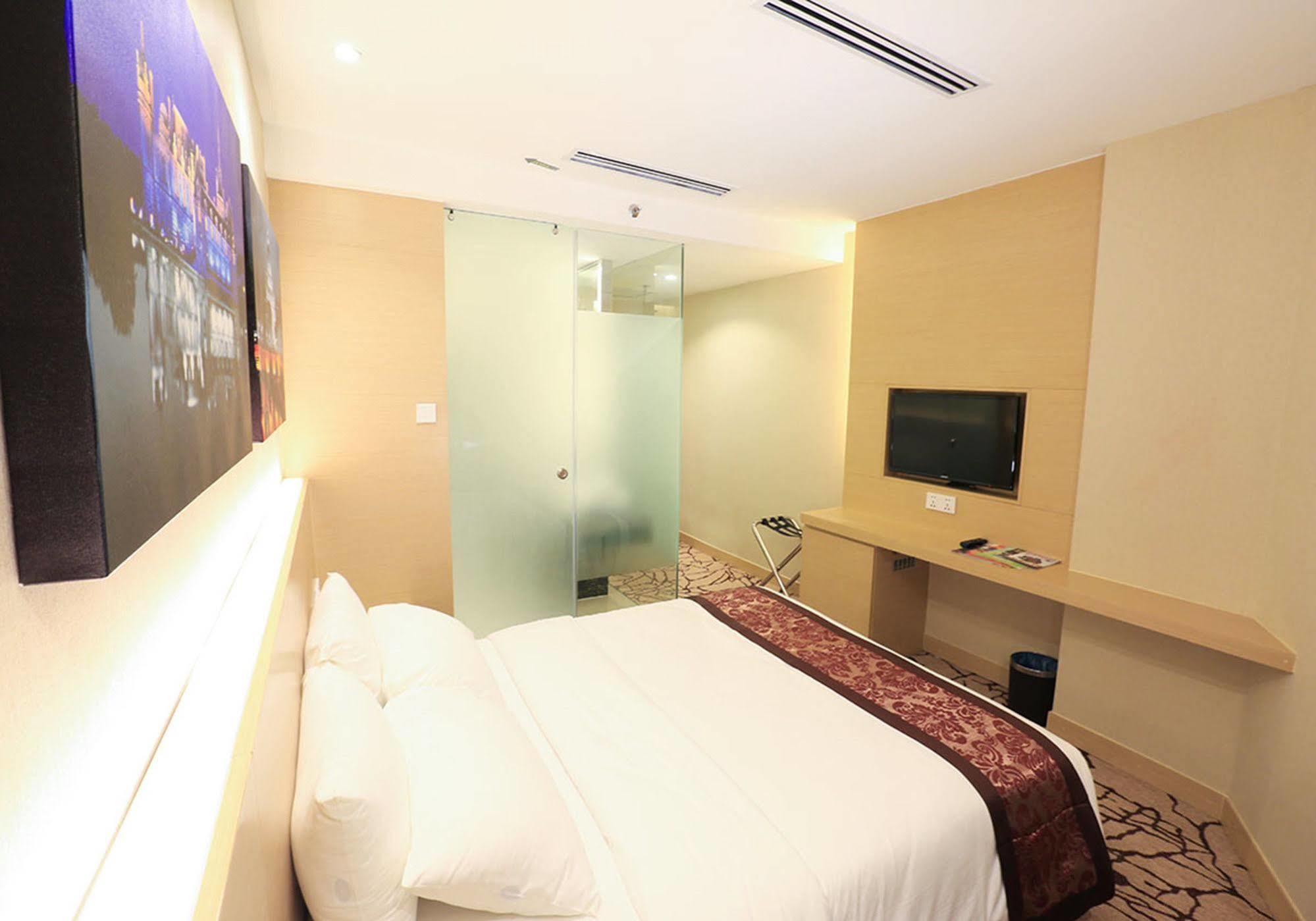 Eco Tree Hotel, Melaka Экстерьер фото
